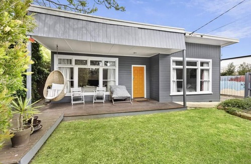 Barwon Heads House | Barwon Veuve Cottage