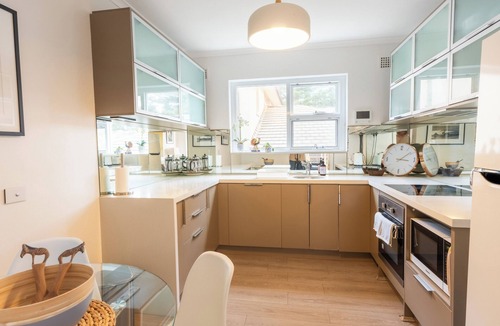 Mona Vale Apartment | Basin Beachfront - Steps to the Sand! Secure Beachfront Apartment with Parking