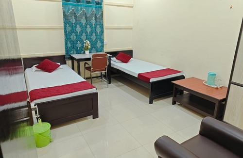 Dibrugarh Hotel | Basudev Lodge