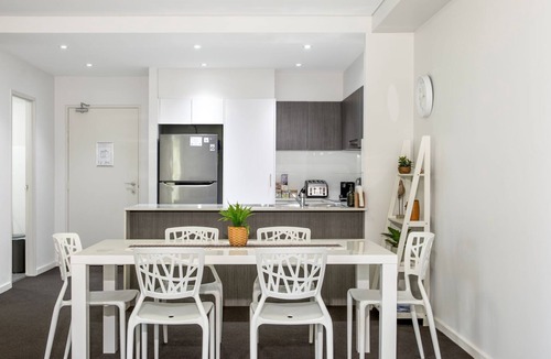 Huskisson House | Bay Blu - Pet Friendly - Waterfront