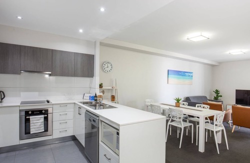 Huskisson House | Bay Blu - Pet Friendly - Waterfront