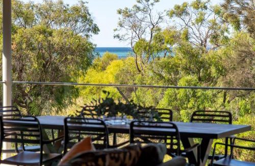 Quindalup House | Bay Largo I Private Properties