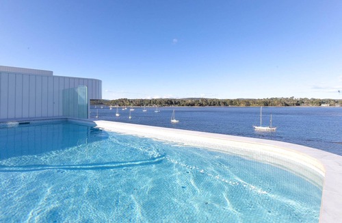 Batemans Bay Apartment | Bayfront Holiday Retreat with Parking