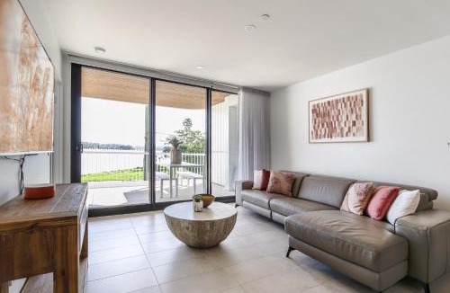 Batemans Bay Apartment | Bayfront Holiday Retreat with Parking