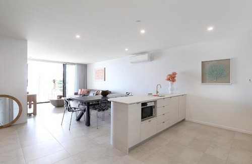 Batemans Bay Apartment | Bayfront Holiday Retreat with Parking