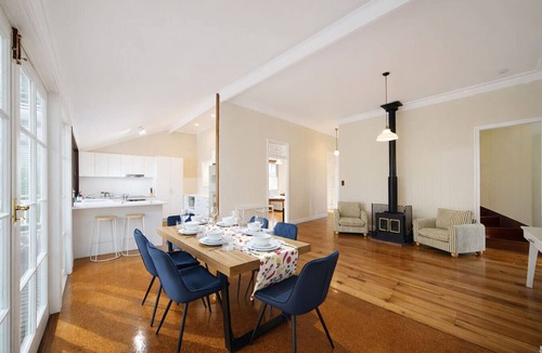 Manly West House | Bayside Queenslander High Ceilings Family-friendly