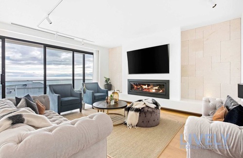 Mount Martha House | Bayview Luxe Entertainer | Pool & World Class View