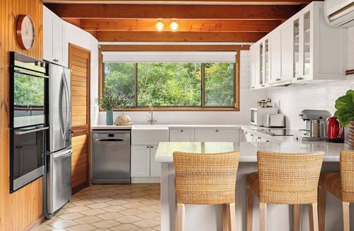 Mount Martha House | Bayview Retro - Garden Patio, Games, Beach