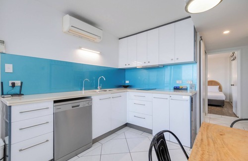 Yeppoon Hotel | Bayview Tower