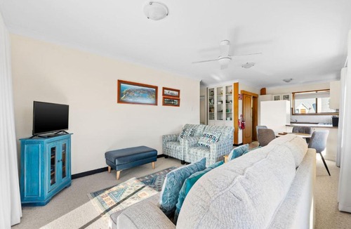 Narooma Apartment | Bayview Unit Stunning Inlet Views