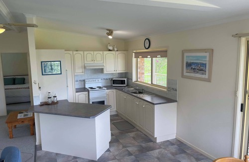 Mollymook Beach House | Beach Dreaming at Mollymook close to Beach