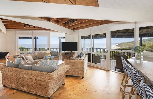 Yallingup House | "Beach Front Holiday Home of the Year – Western Australia”: THA Awards