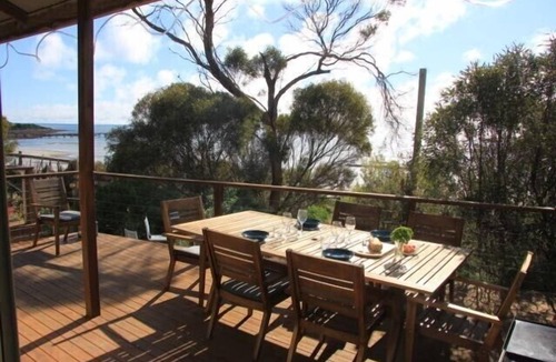 Emu Bay House | Beach front living at Emu Bay