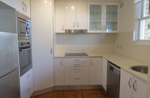 Mona Vale Apartment | Beach | Golf | Location