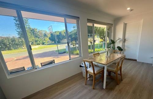 Marmion Apartment | Beach Guesthouse!