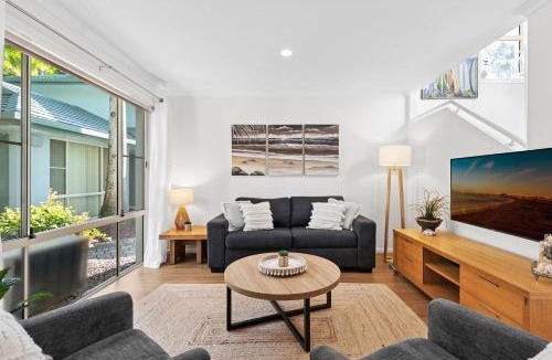 Coffs Harbour House | Beach Haven at Aanuka Beach Resort Diggers Beach