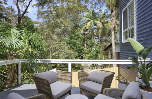 Macmasters Beach House | Beach House - Family Friendly - 5mins walk to the beach