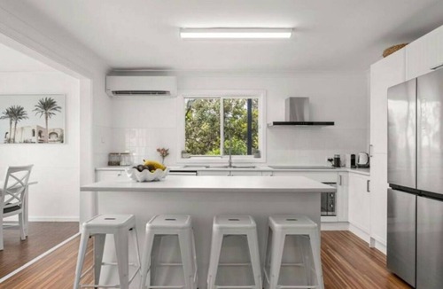 Cedar Party Creek House | Beach House Haven