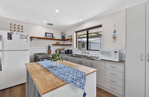 Goolwa South House | Beach - River shack