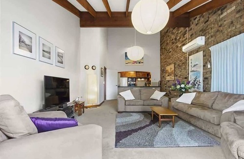 Batehaven Apartment | Beach Road The Somers