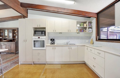 Balnarring Beach House | Beach Shack Hideaway Balnarring - Perfect beach hideaway set amongst nature