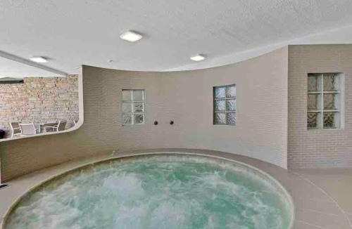 Maroochydore Apartment | Beach side Cotton Tree Family Friendly Resort