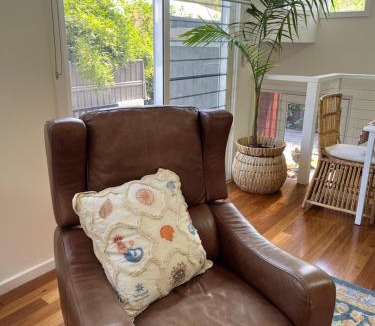 Scotts Head Apartment | Beach Vibes Accommodation