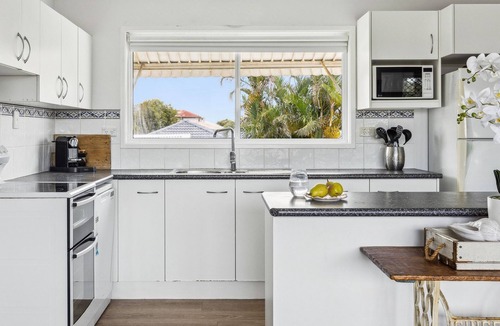 Yamba House | Beachdrift - Classic Beach House - Holiday Yamba
