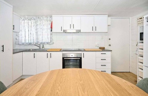 Marcoola Apartment | Beachfront 1BR + Loft. Surf-Café-Unwind