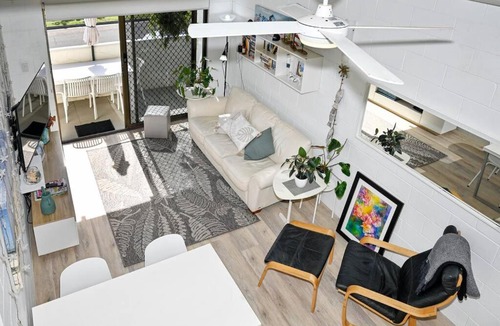 Marcoola Apartment | Beachfront 1BR, Loft - Surf, Cafe, Relax