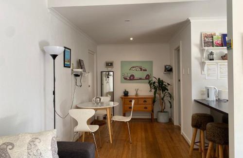 Elwood Apartment | Beachfront Apartment
