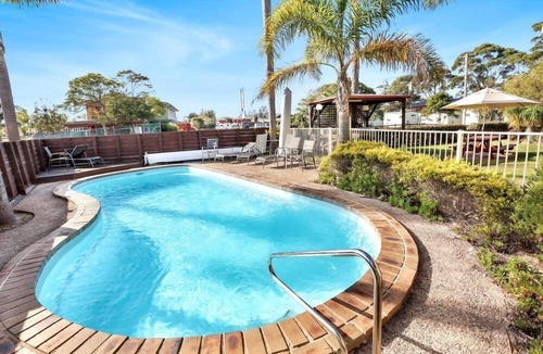 Merimbula Apartment | Beachfront Apartments - Downstairs Superior