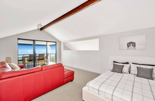 Halls Head House | Beachfront Bliss - 5BR Luxury Retreat with Private Pool and Direct Beach Access