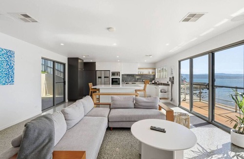 Opossum Bay House | Beachfront Escape + Hot Tub