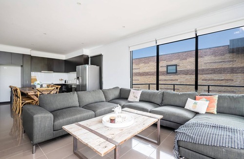 Capel Sound Apartment | Beachfront Gem in Capel Sound
