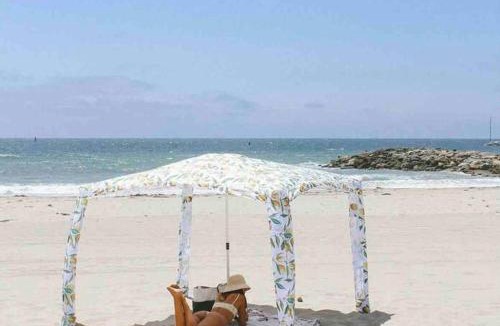 Marcoola Villa | Beachfront Heated Pool 4Br Luxe Family Oasis Pets Welcome