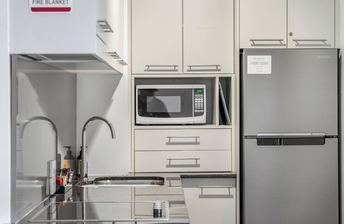 North Creek Apartment | Beachfront holiday that delivers prime positioning.