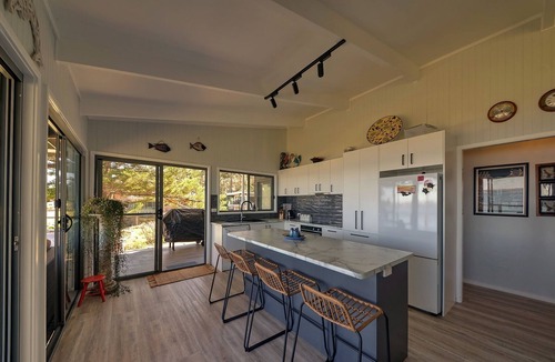 Long Beach House | Beachfront Home relax and enjoy paradise 14day rental discounts