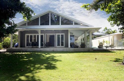 Mission Beach House | Beachfront on Mission