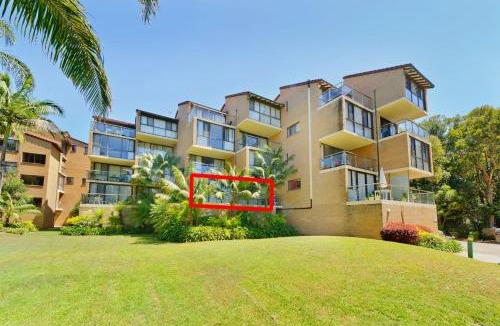 Flynns Beach Apartment | Beachpark 33 58 Pacific Drive