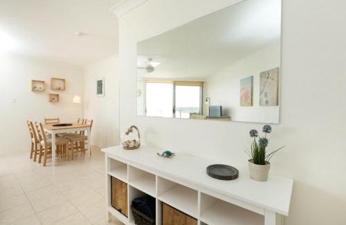 Forster Apartment | Beachpoint Unit 501