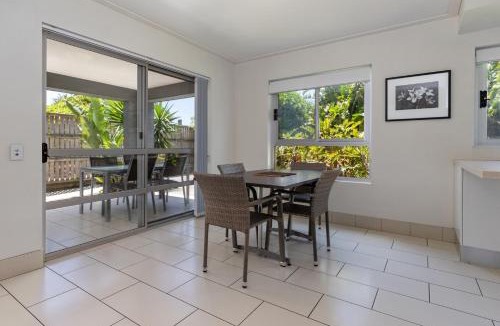 Diamond Beach Apartment | Beachside 7