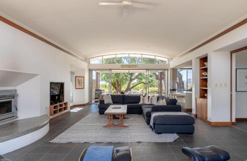 Naturaliste House | Beachside at Bunker Bay I Private Properties