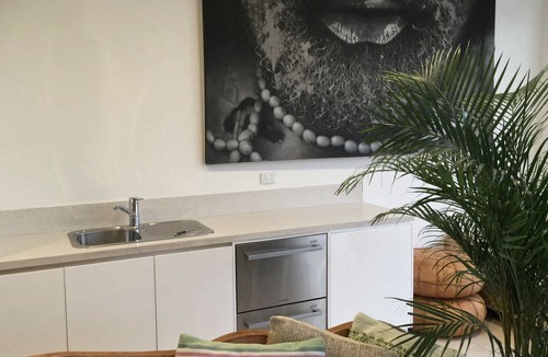 Warilla House | BEACHSIDE BLISS- Warilla