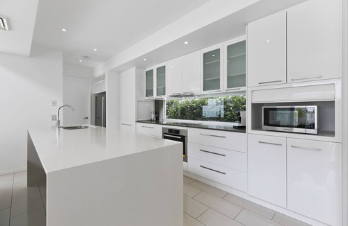 Yaroomba House | Beachside Haven