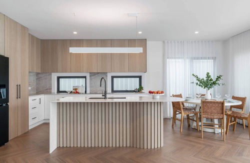 Huskisson House | Beachside on Beecroft