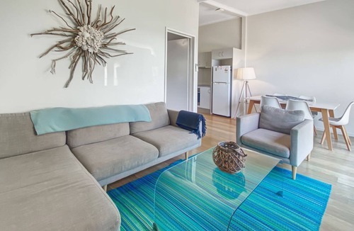 Nelly Bay Apartment | Beachside Palms Unit 1