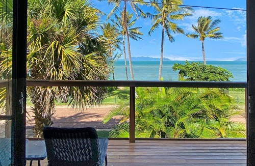 Nelly Bay Apartment | Beachside Palms Unit 2