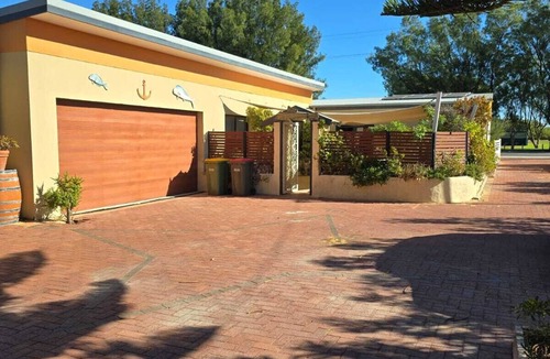 Lancelin House | Beachside Retreat: 3 BR, 2 BA House in Lancelin, Sleeps 6