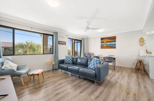 Woorim House | Beachside Unit In The Center Of Town
